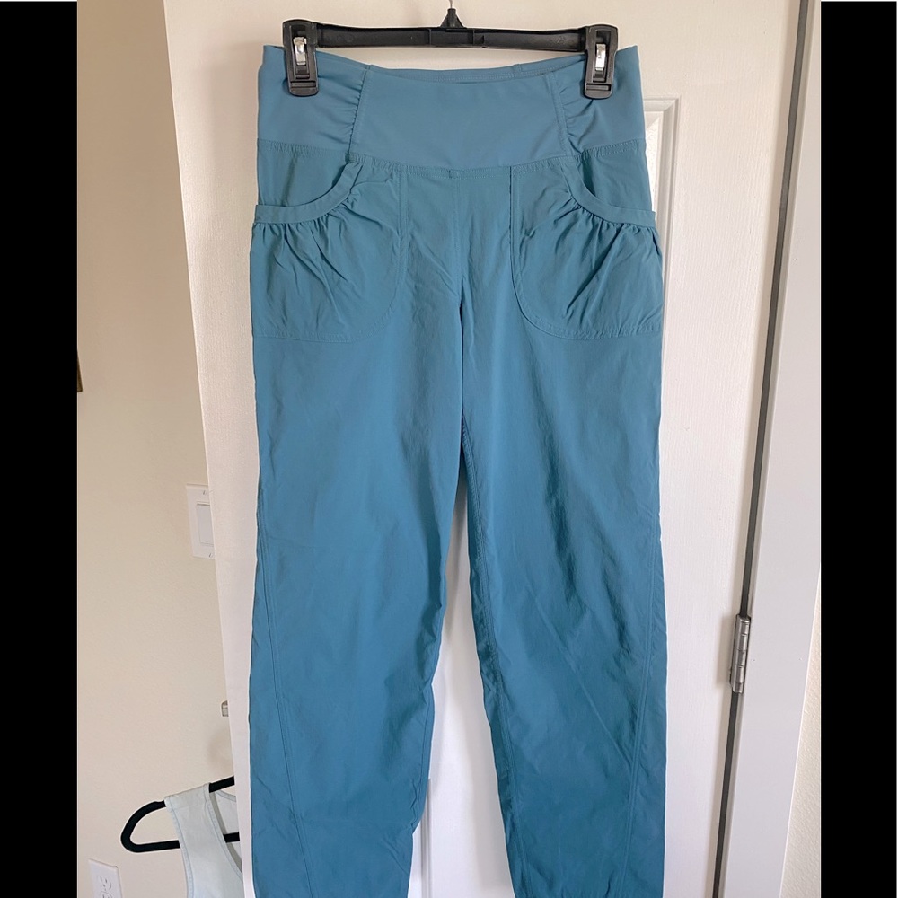 Prana stretch pants in small/short